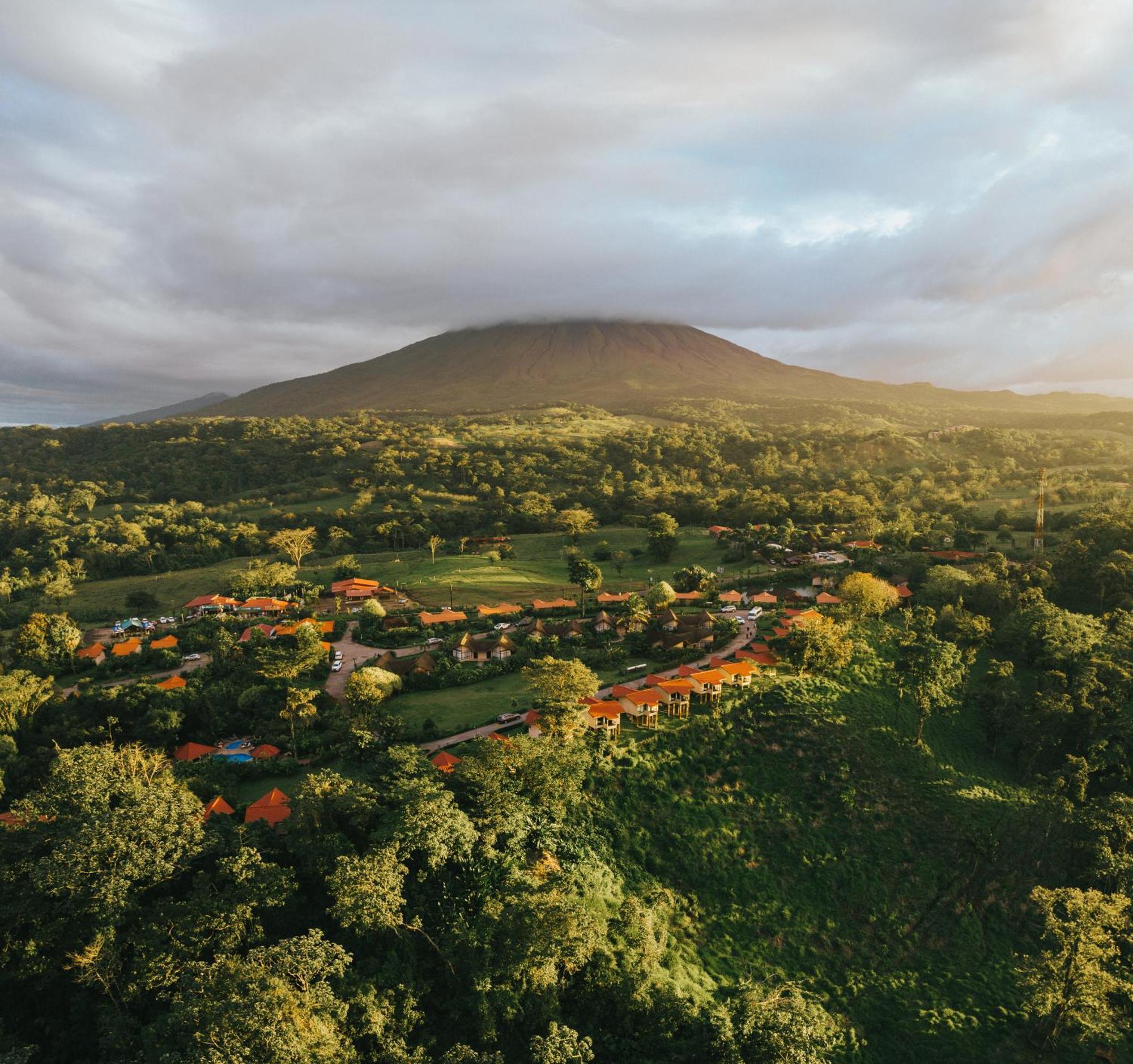Montana De Fuego Mountain Resort & Spa La Fortuna מראה חיצוני תמונה
